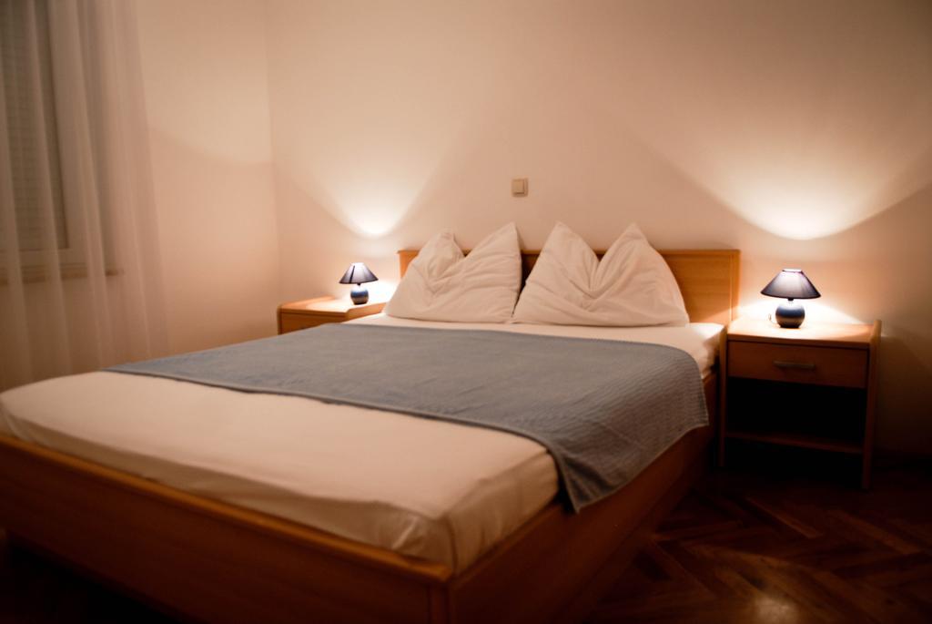 Apartments Petricevic سيلتسي الغرفة الصورة