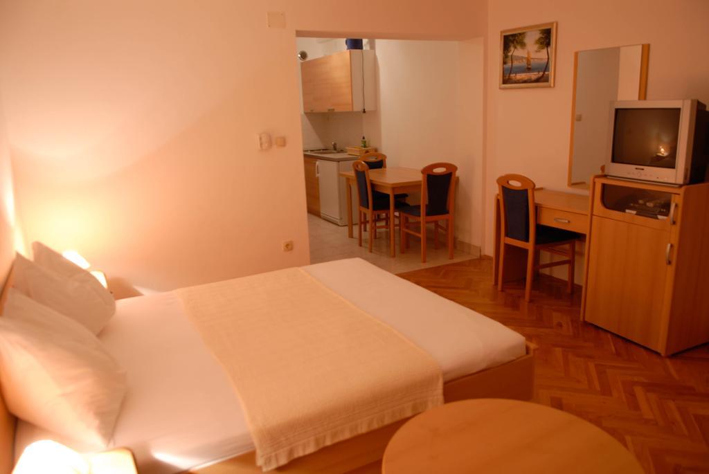 Apartments Petricevic سيلتسي المظهر الخارجي الصورة